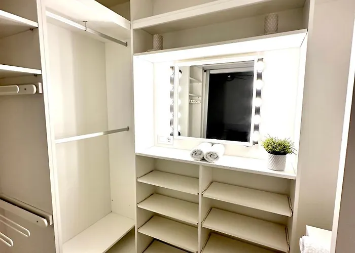 Apartman Costero, Abrigos. *